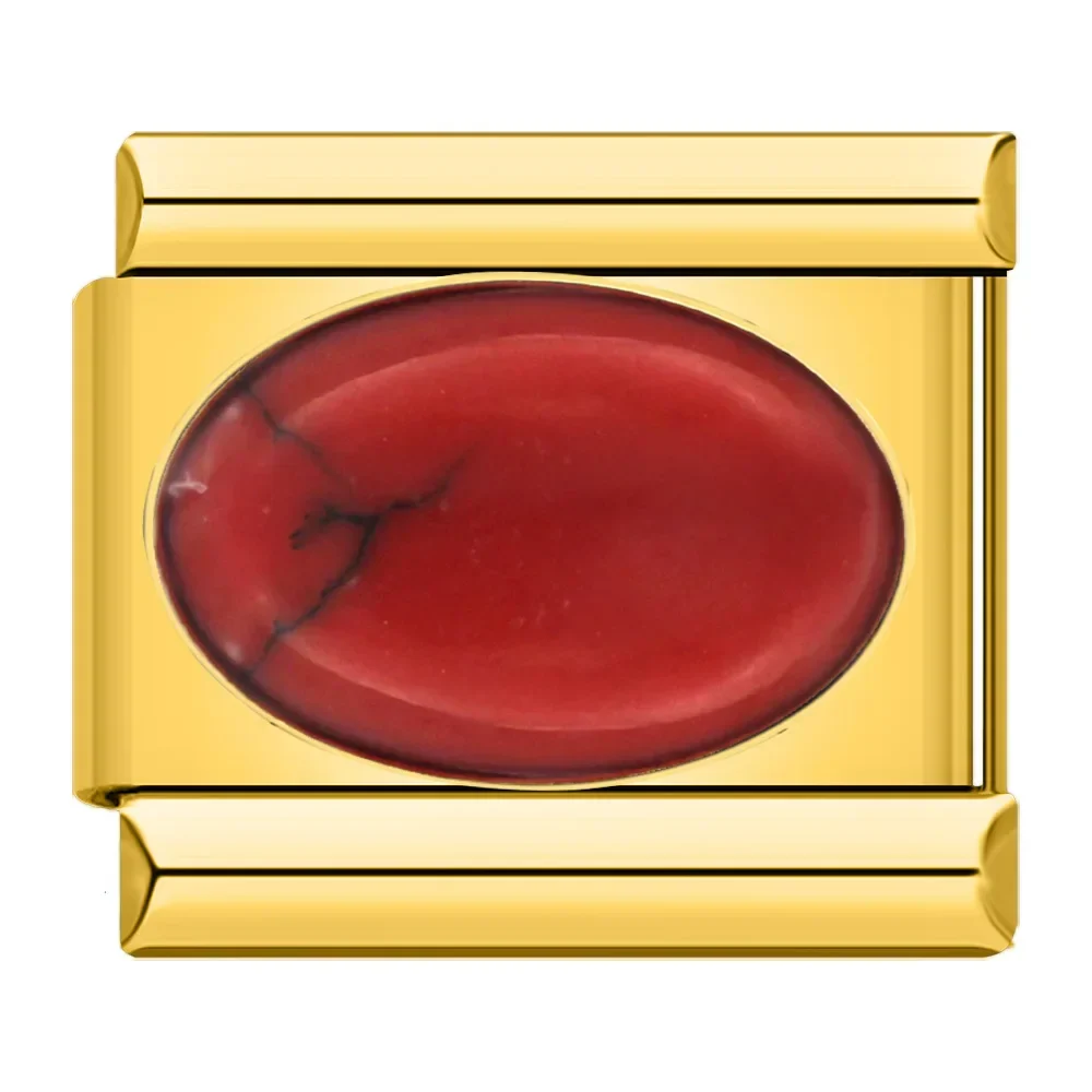 Gold mit rotem Stein